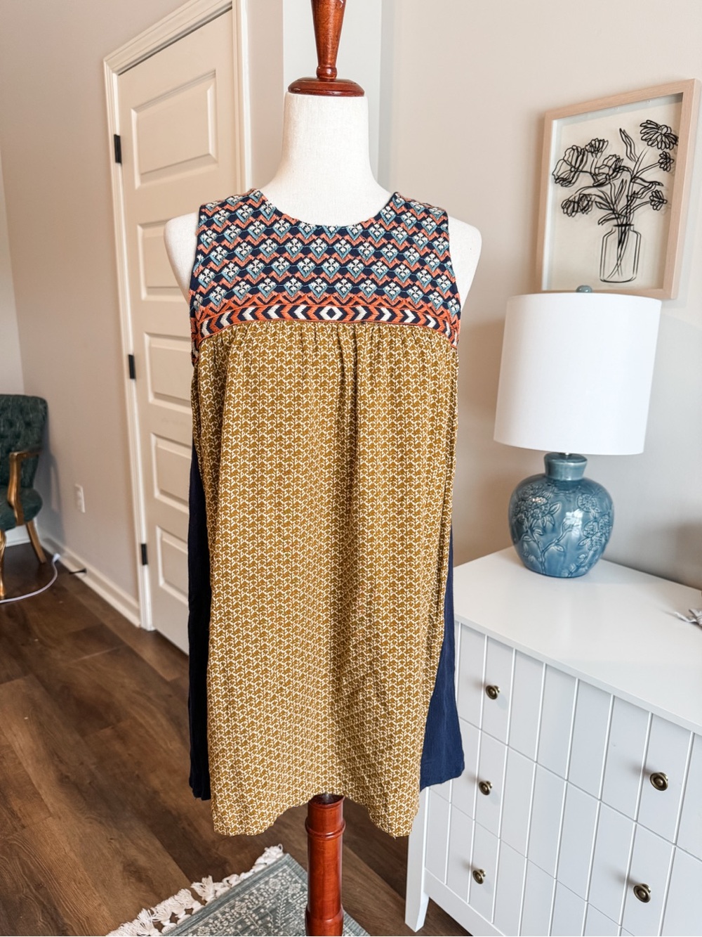 Sleeveless Mixed-Print Shift Dress — Mustard, Navy